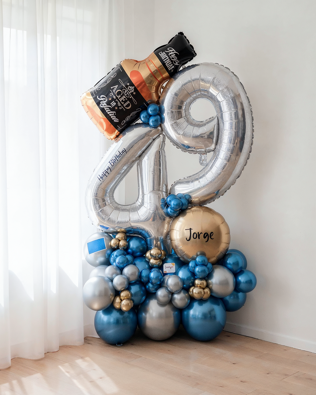 Bouquet Escultural Reserva Especial de globos con helio, ideal como regalo para un amigo